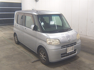 DAIHATSU TANTO 2010