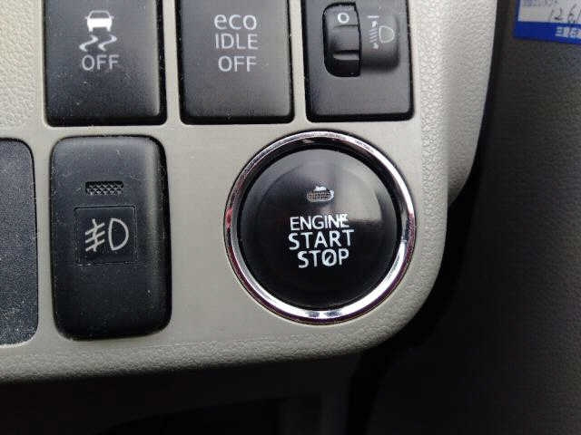 TOYOTA PIXIS EPOCH 2012