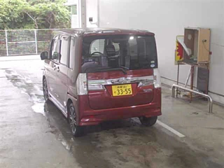 DAIHATSU TANTO 2015