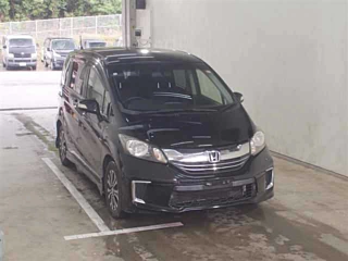 HONDA FREED 2015
