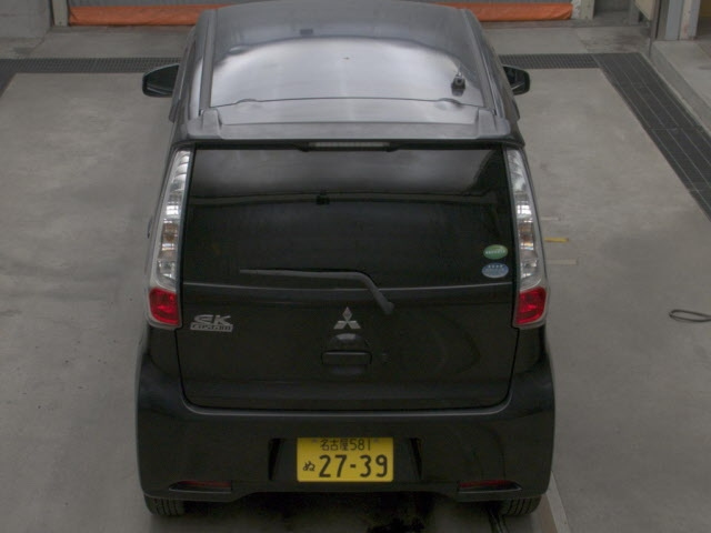 MITSUBISHI EK CUSTOM 2013