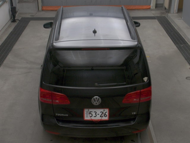 VOLKSWAGEN GOLF TOURAN 2011