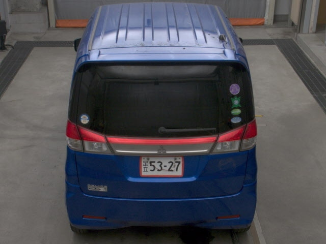 MITSUBISHI DELICA D2 2015