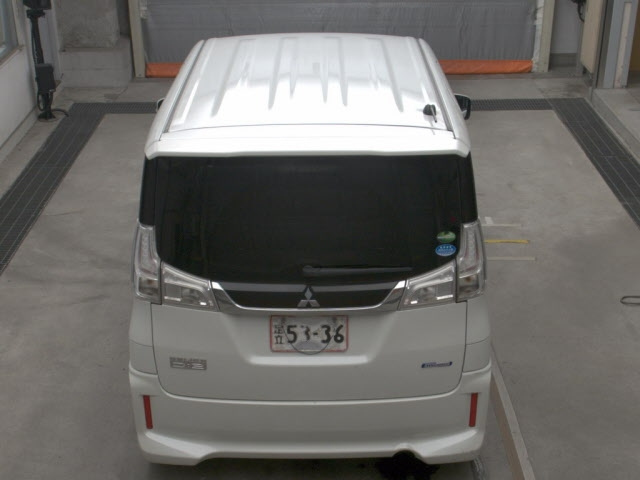 MITSUBISHI DELICA D2 2017