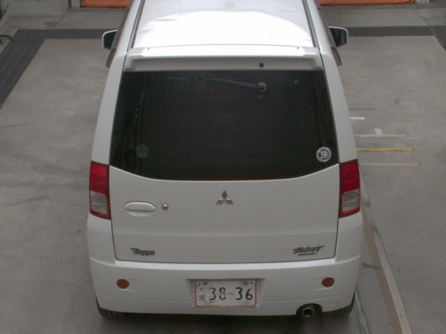 MITSUBISHI TOPPO 2008