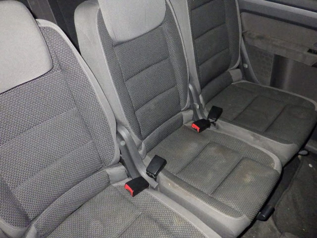 VOLKSWAGEN GOLF TOURAN 2011