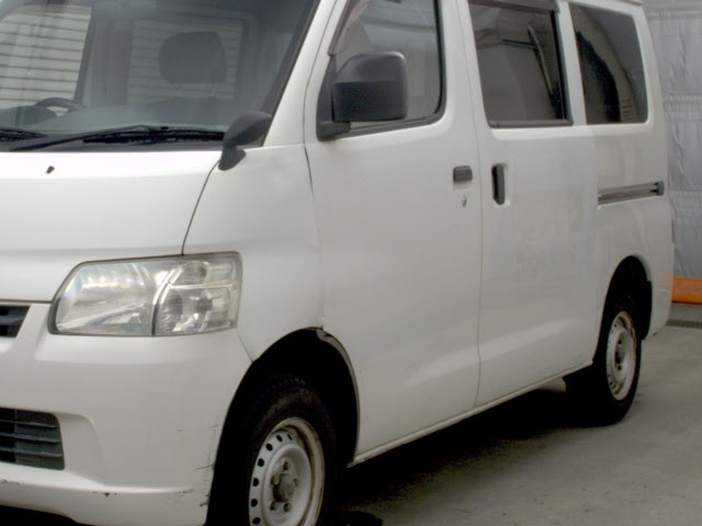 TOYOTA LITE ACE VAN 2016