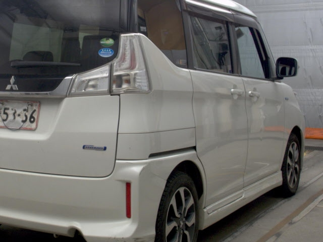 MITSUBISHI DELICA D2 2017