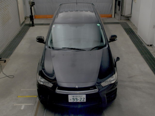 MITSUBISHI OUTLANDER 2011