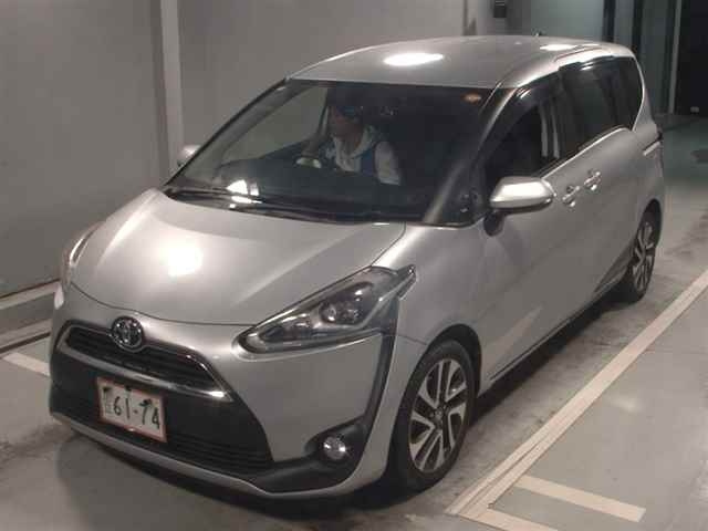 TOYOTA SIENTA 2016