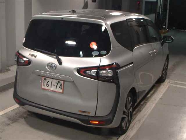 TOYOTA SIENTA 2016