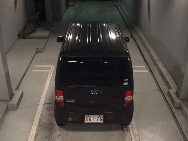 TOYOTA PIXIS SPACE 2015