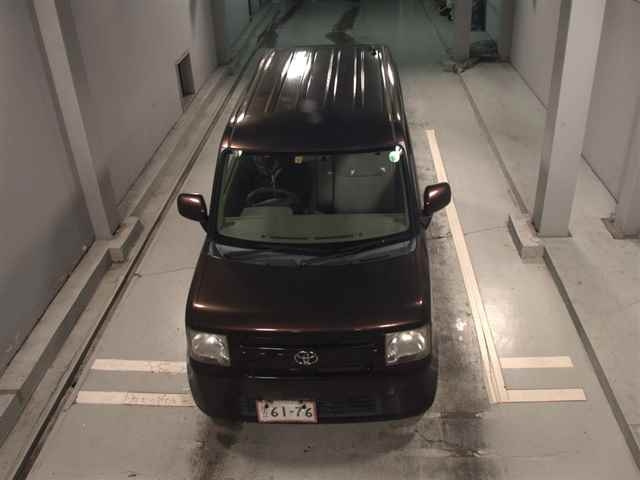 TOYOTA PIXIS SPACE 2015