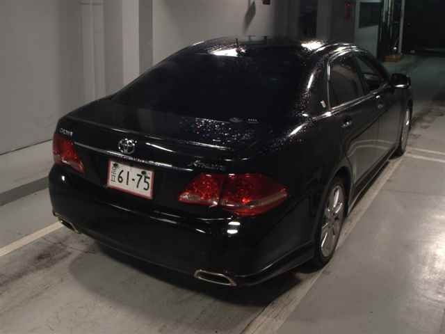 TOYOTA CROWN 2009