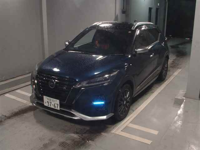 NISSAN KIX 2021