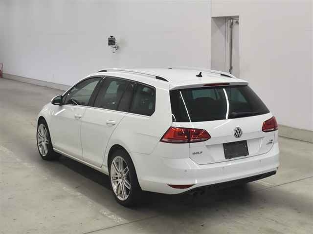 VOLKSWAGEN GOLF VARIANT 2015