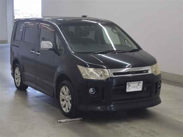 MITSUBISHI DELICA D5 2008