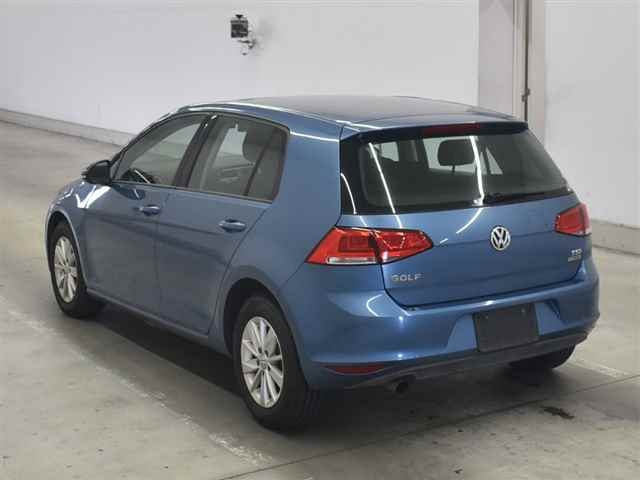 VOLKSWAGEN GOLF 2015