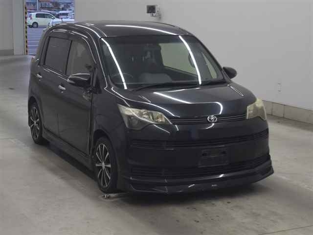 TOYOTA SPADE 2012