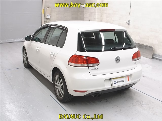 VOLKSWAGEN GOLF 2009
