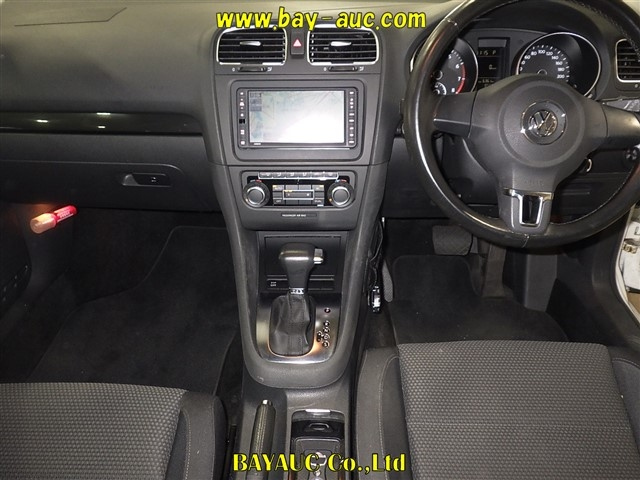 VOLKSWAGEN GOLF 2009