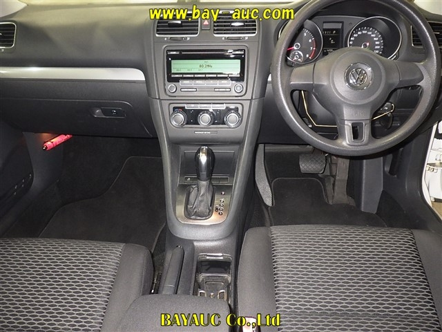 VOLKSWAGEN GOLF 2011