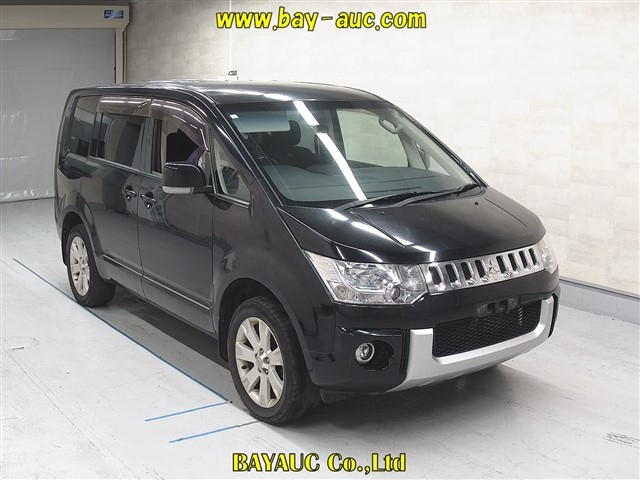 MITSUBISHI DELICA D5 2014