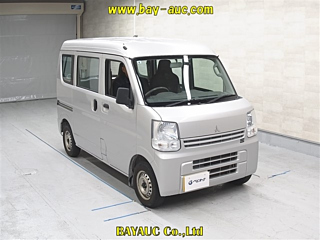 MITSUBISHI MINICAB VAN 2018