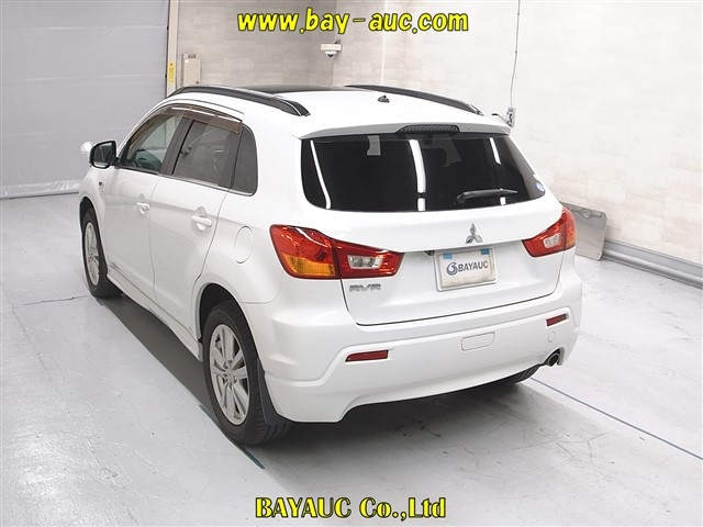 MITSUBISHI RVR 2010
