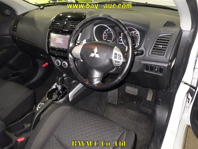 MITSUBISHI RVR 2010