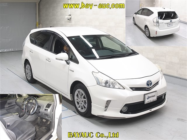 TOYOTA PRIUS ALPHA 2014
