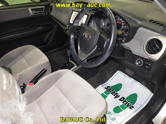 TOYOTA COROLLA AXIO 2013