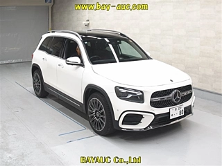 MERCEDES BENZ GLB 2024
