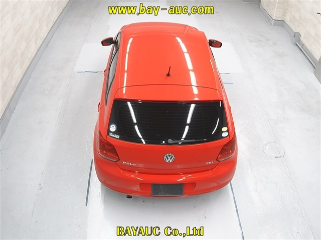 VOLKSWAGEN POLO 2011