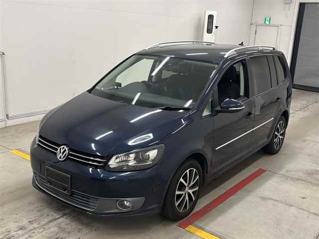 VOLKSWAGEN GOLF TOURAN 2013