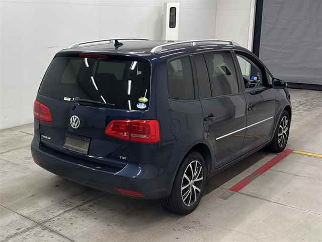 VOLKSWAGEN GOLF TOURAN 2013