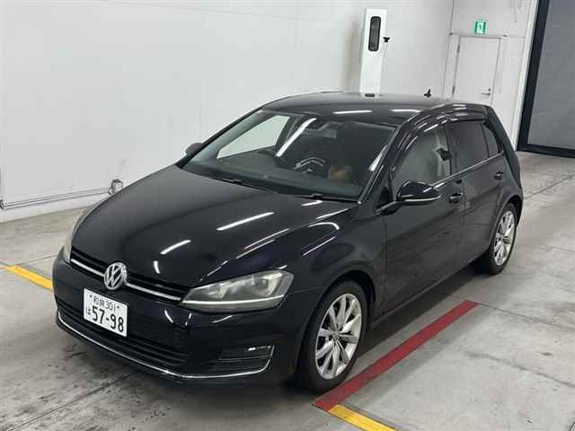 VOLKSWAGEN GOLF 2014
