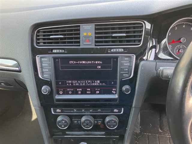 VOLKSWAGEN GOLF 2014