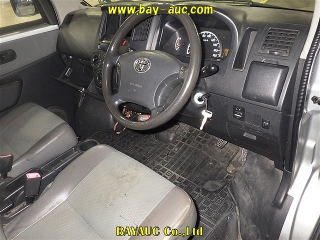 TOYOTA TOWN ACE VAN 2009