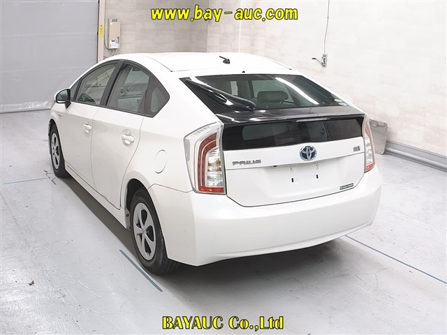 TOYOTA PRIUS 2012