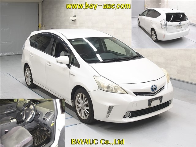 TOYOTA PRIUS ALPHA 2013