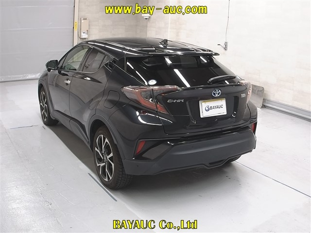 TOYOTA C-HR 2018