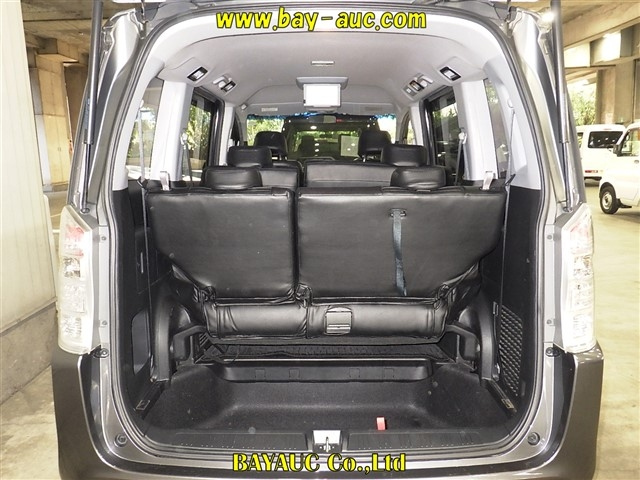 HONDA STEP WAGON 2010