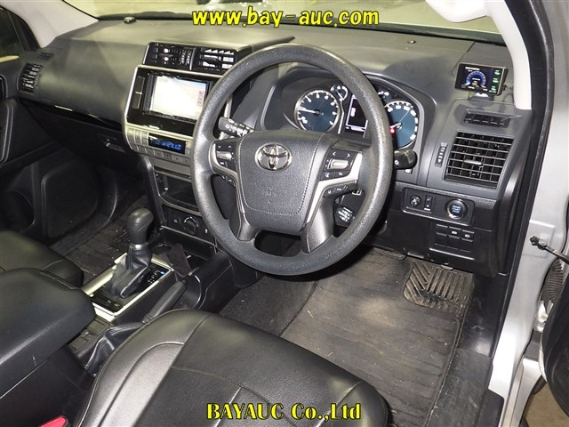 TOYOTA LAND CRUISER PRADO 2018