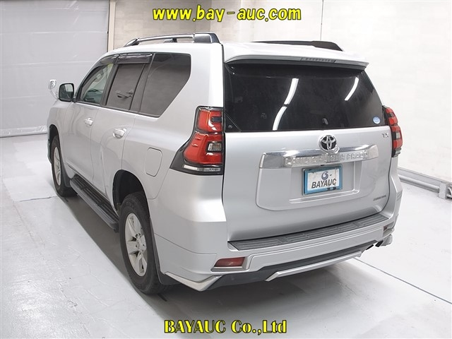TOYOTA LAND CRUISER PRADO 2018