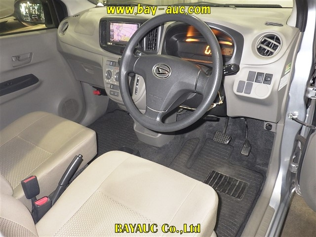DAIHATSU MIRA E S 2013
