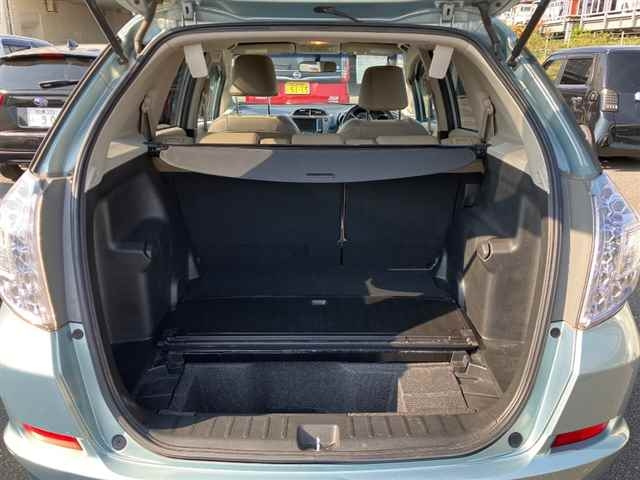 HONDA FIT SHUTTLE 2011