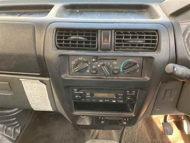 NISSAN CLIPPER VAN 2009