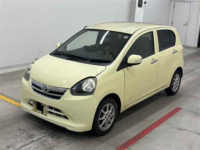 TOYOTA PIXIS EPOCH 2012