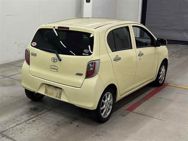 TOYOTA PIXIS EPOCH 2012